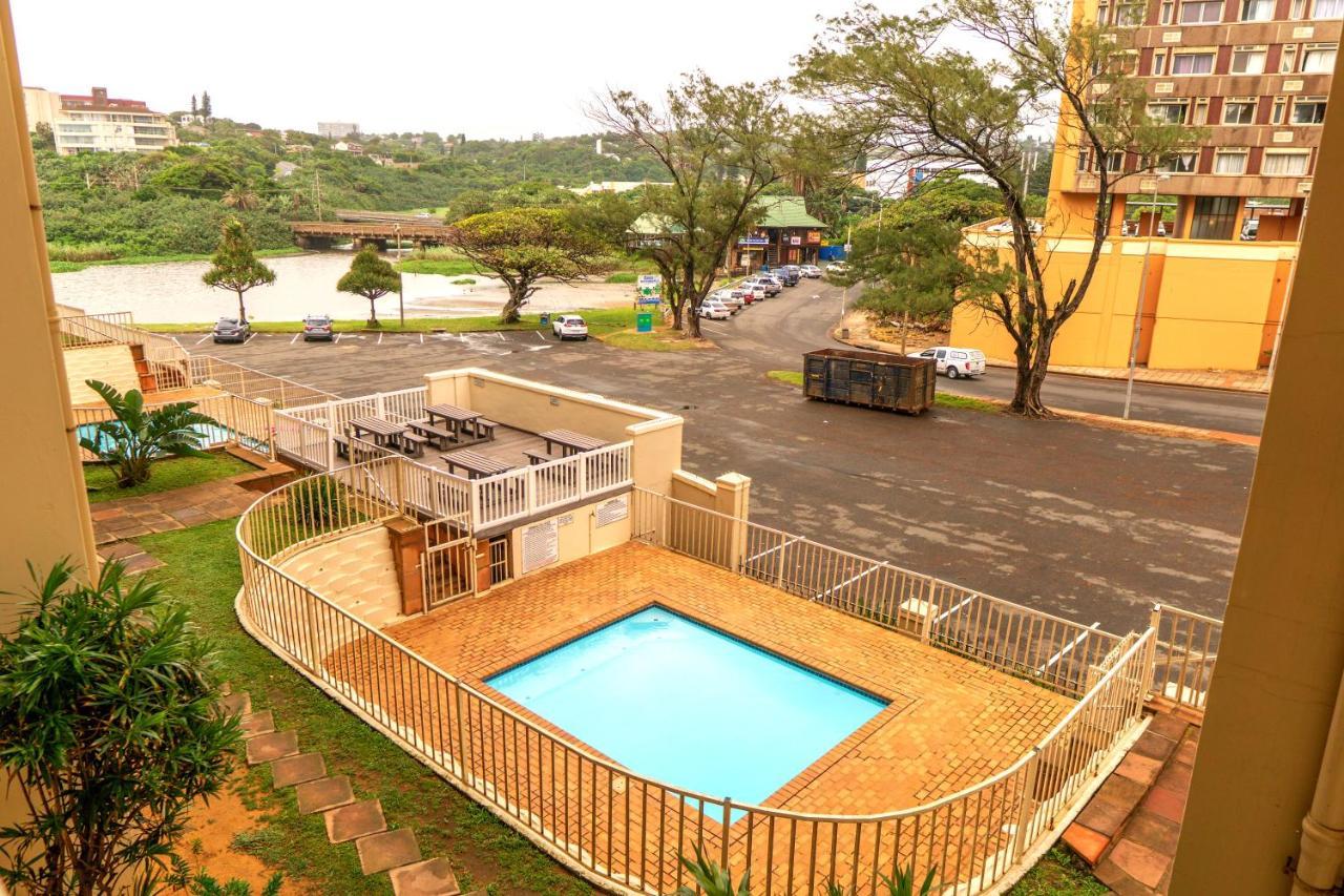 L'Escalier Cabanas 107 Amanzimtoti Exterior photo